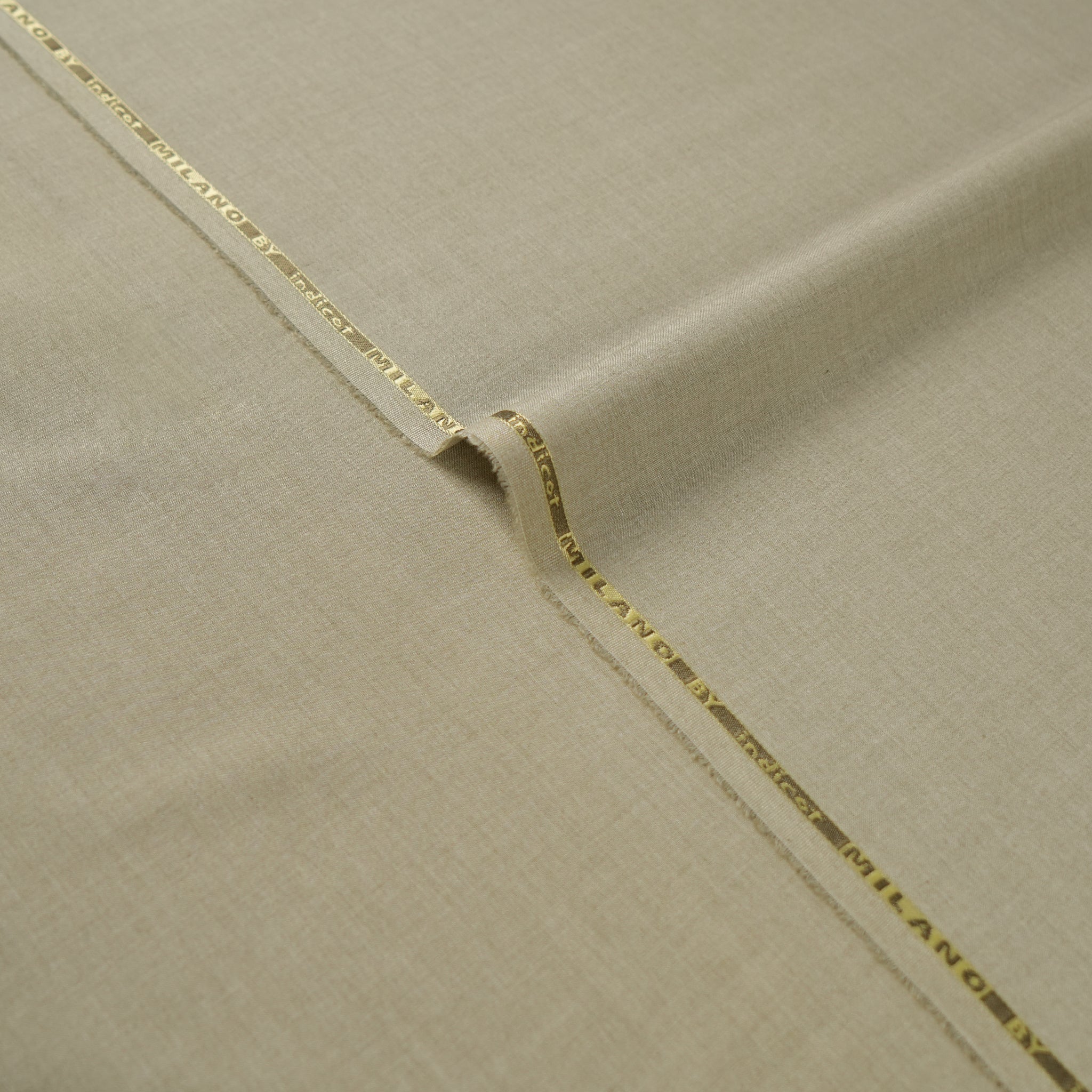 Milano (Wash N Wear)