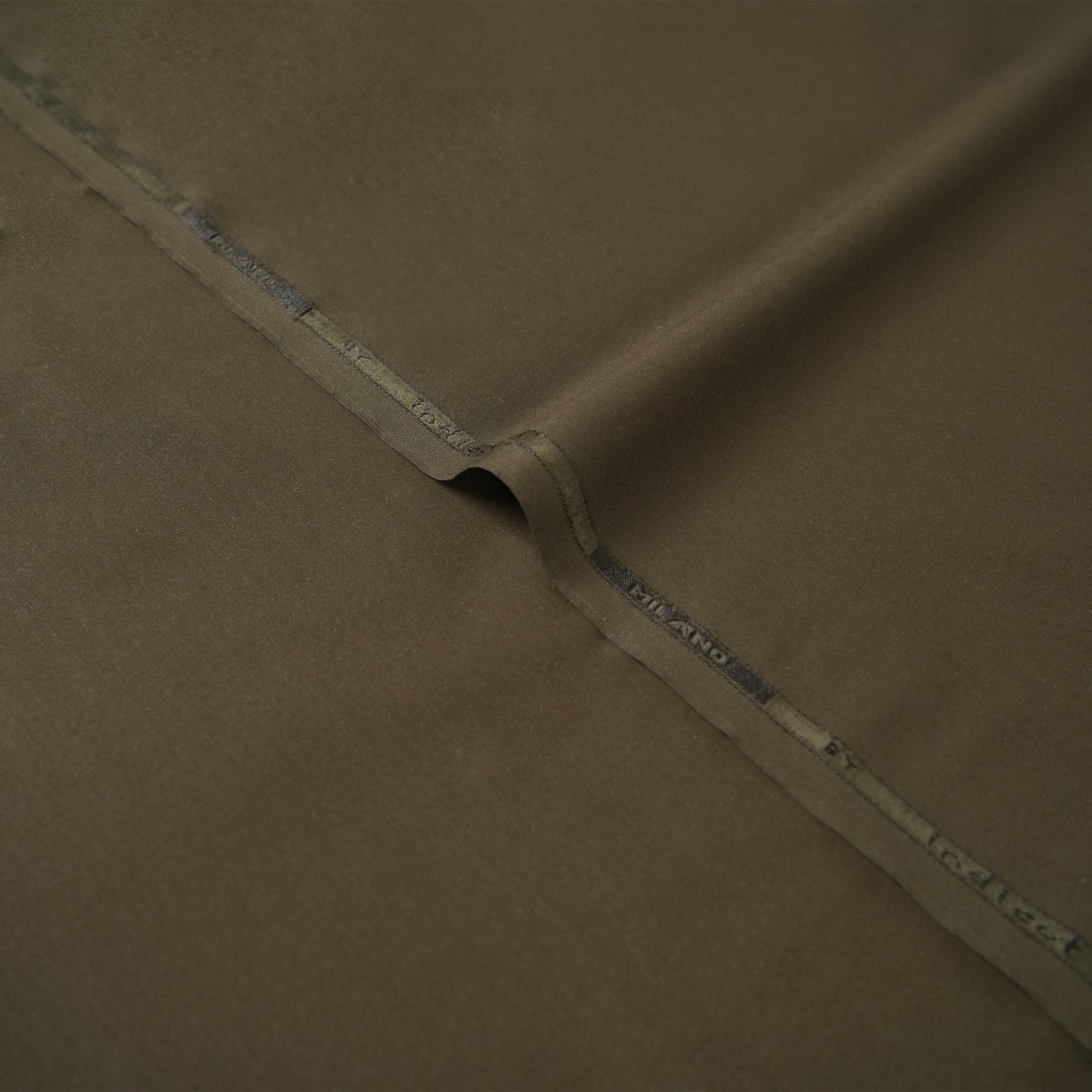 Milano (Wash N Wear)