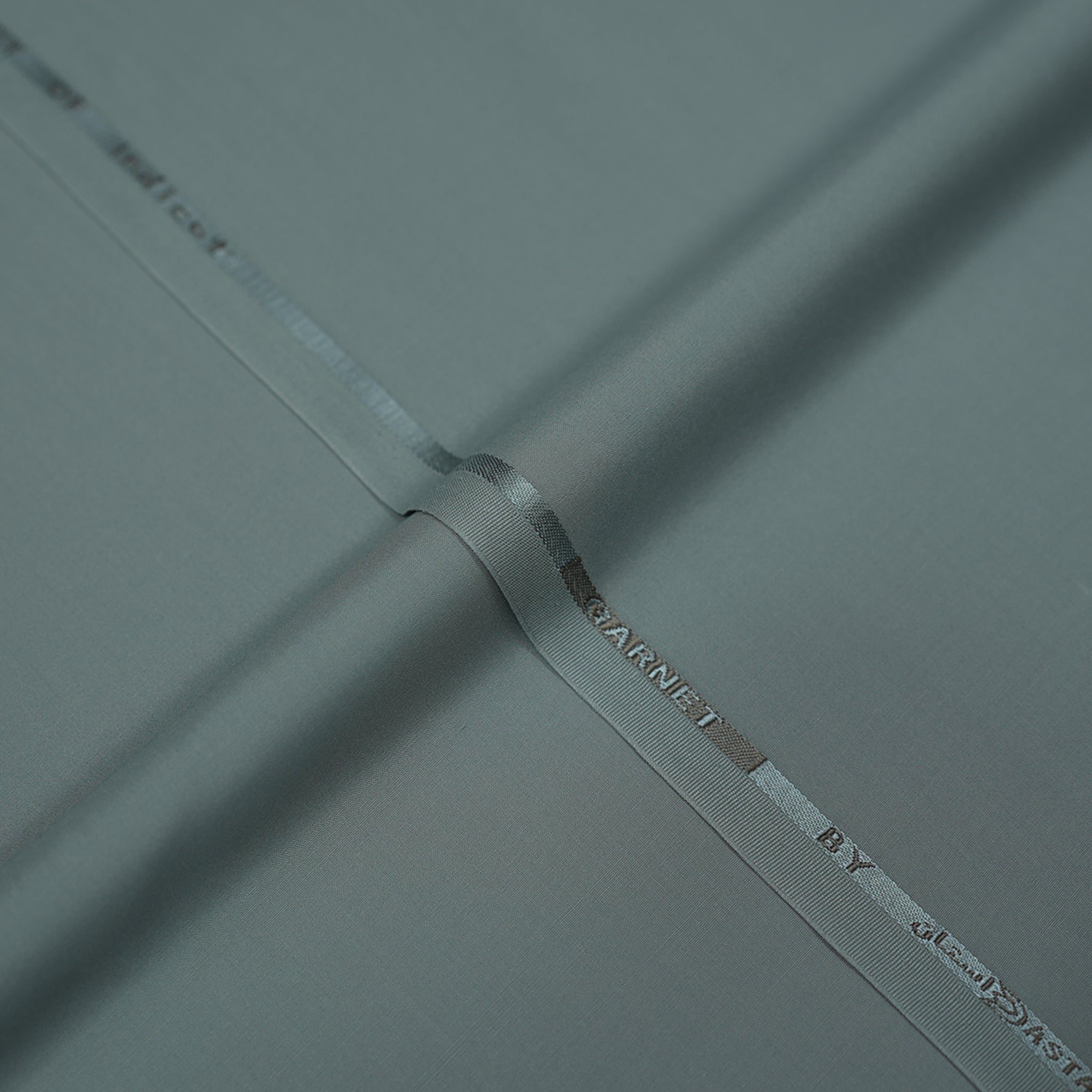 Garnet (winter wash & wear)