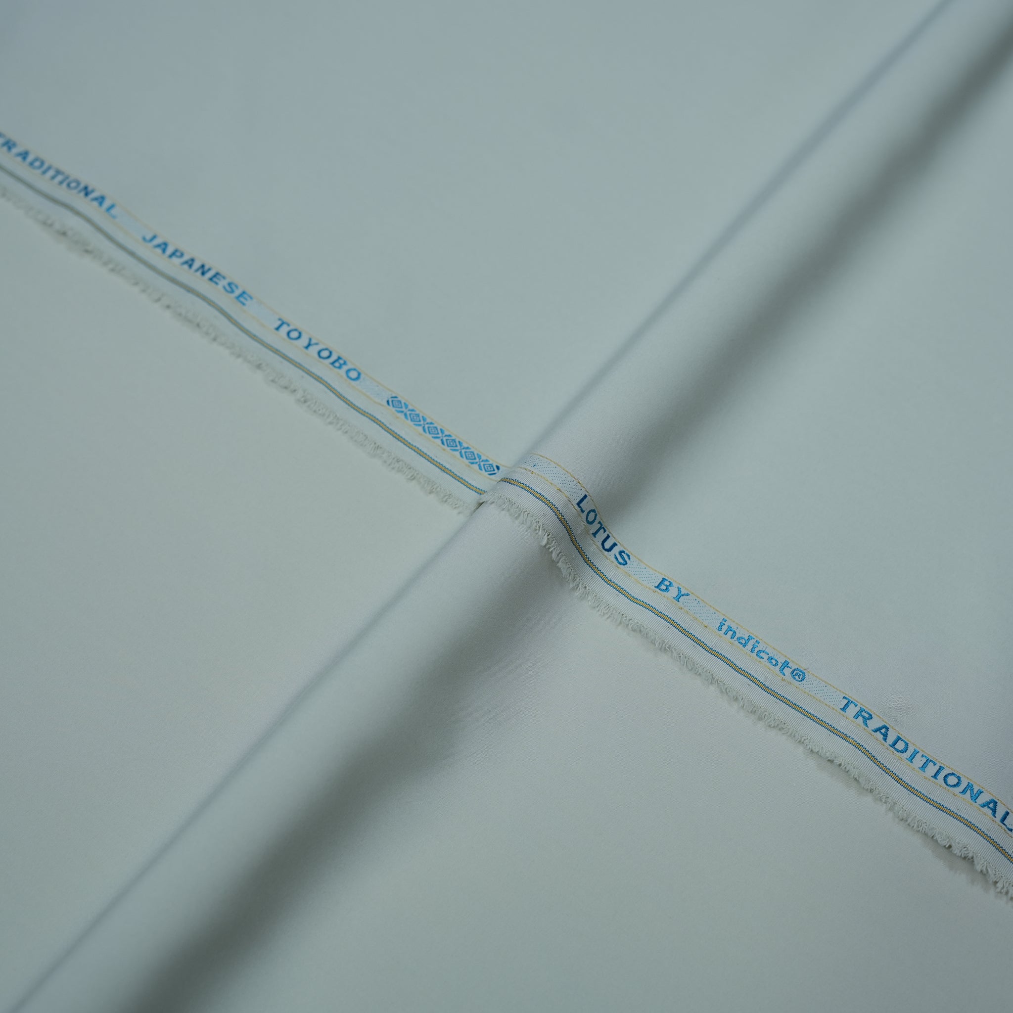 Lotus ( wash & wear Toyobo Tropical )