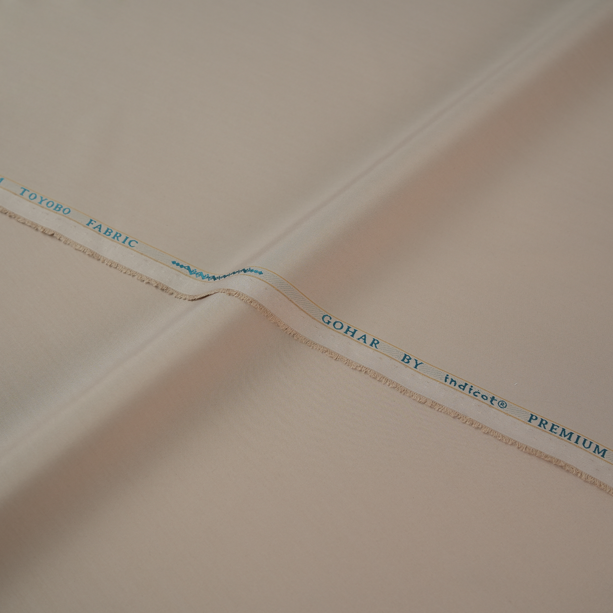 Gohar (Tropical Toyobo Suiting)