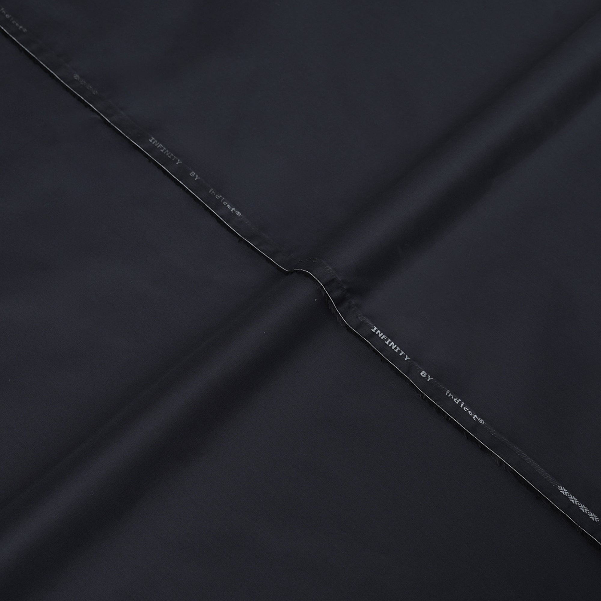 Infinity (Albini Finish Cotton)