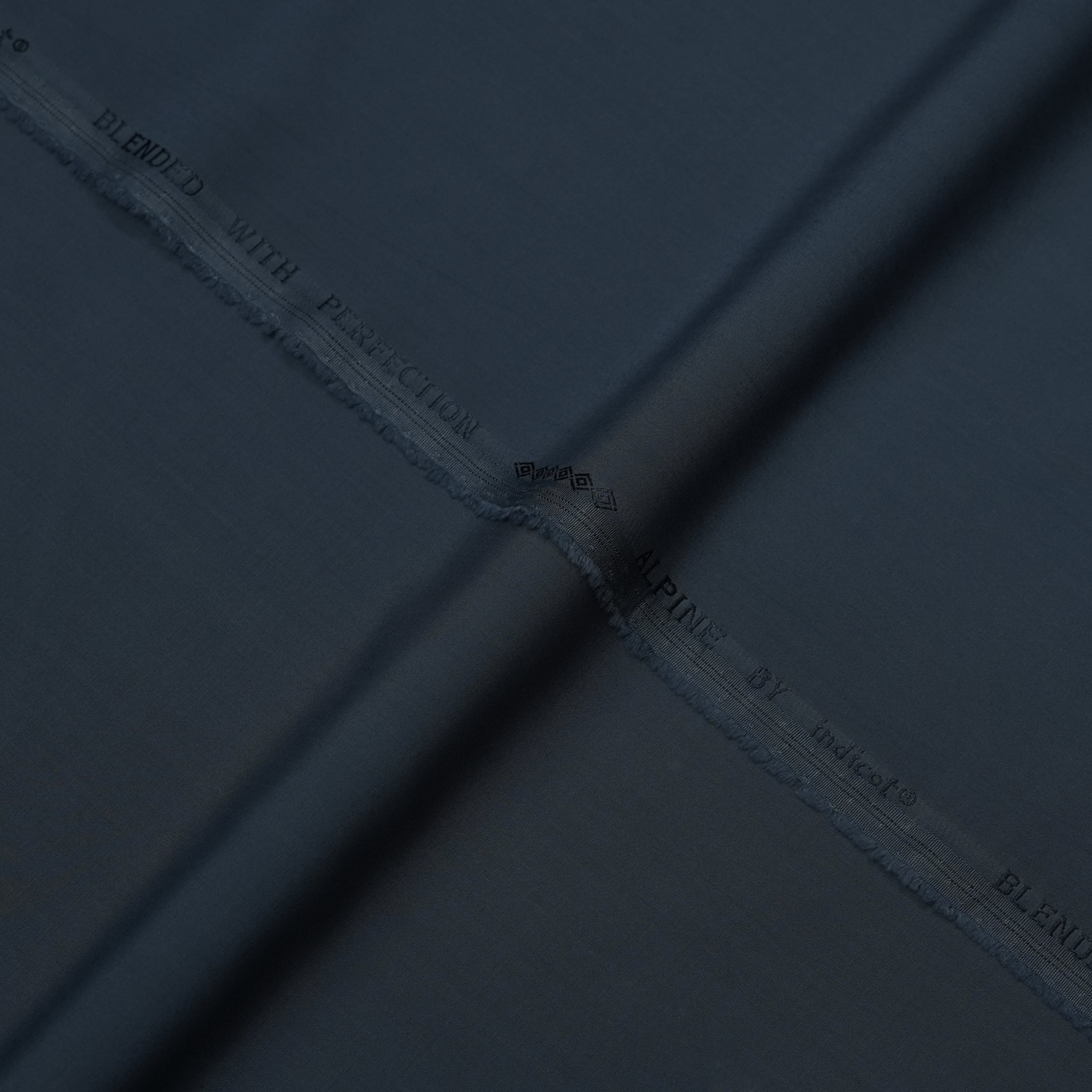 Alpine ( Tropical Wash & Wear)