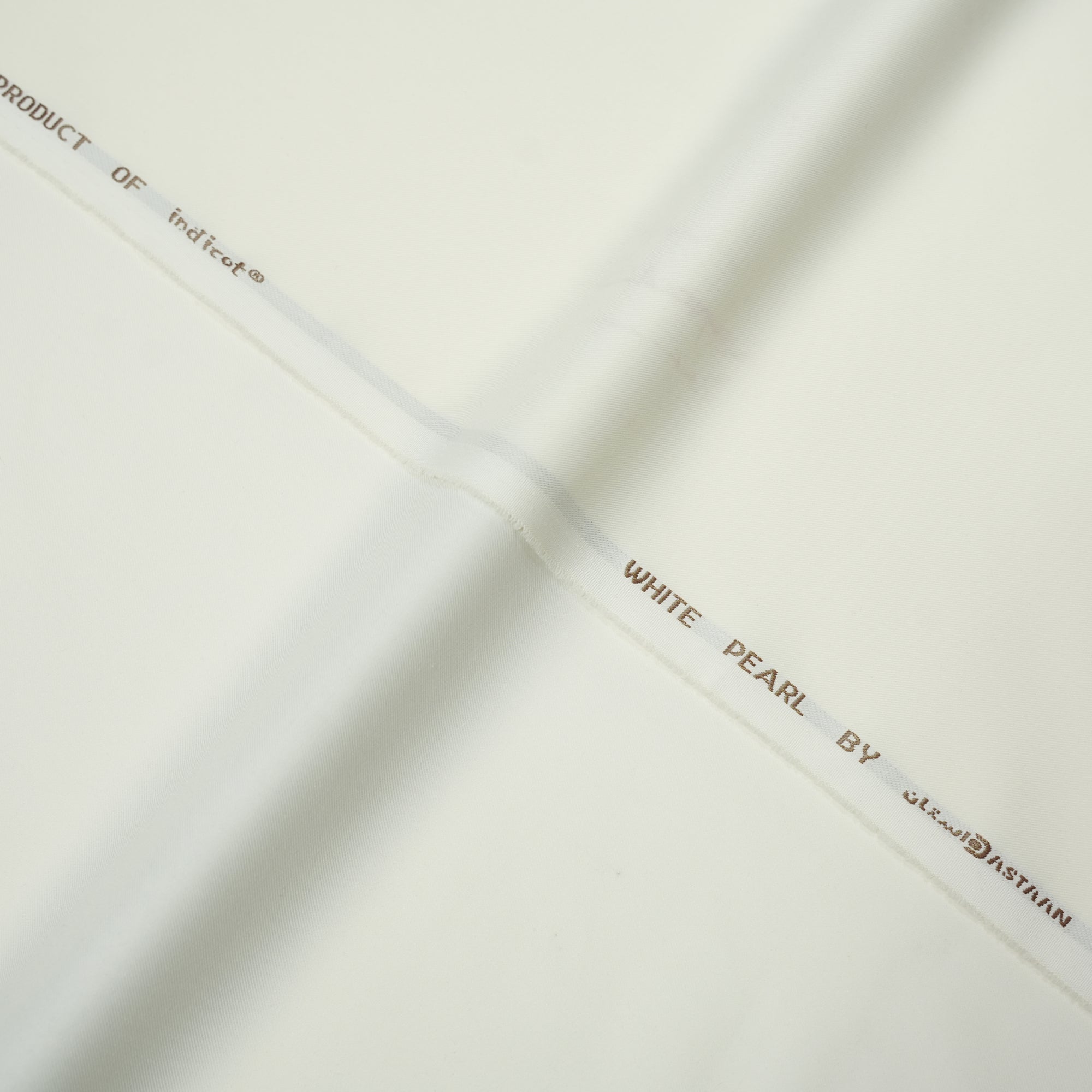 White Pearl (Wash N Wear)